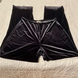 Jones New York Black Velveteen Pull On Pants Size L